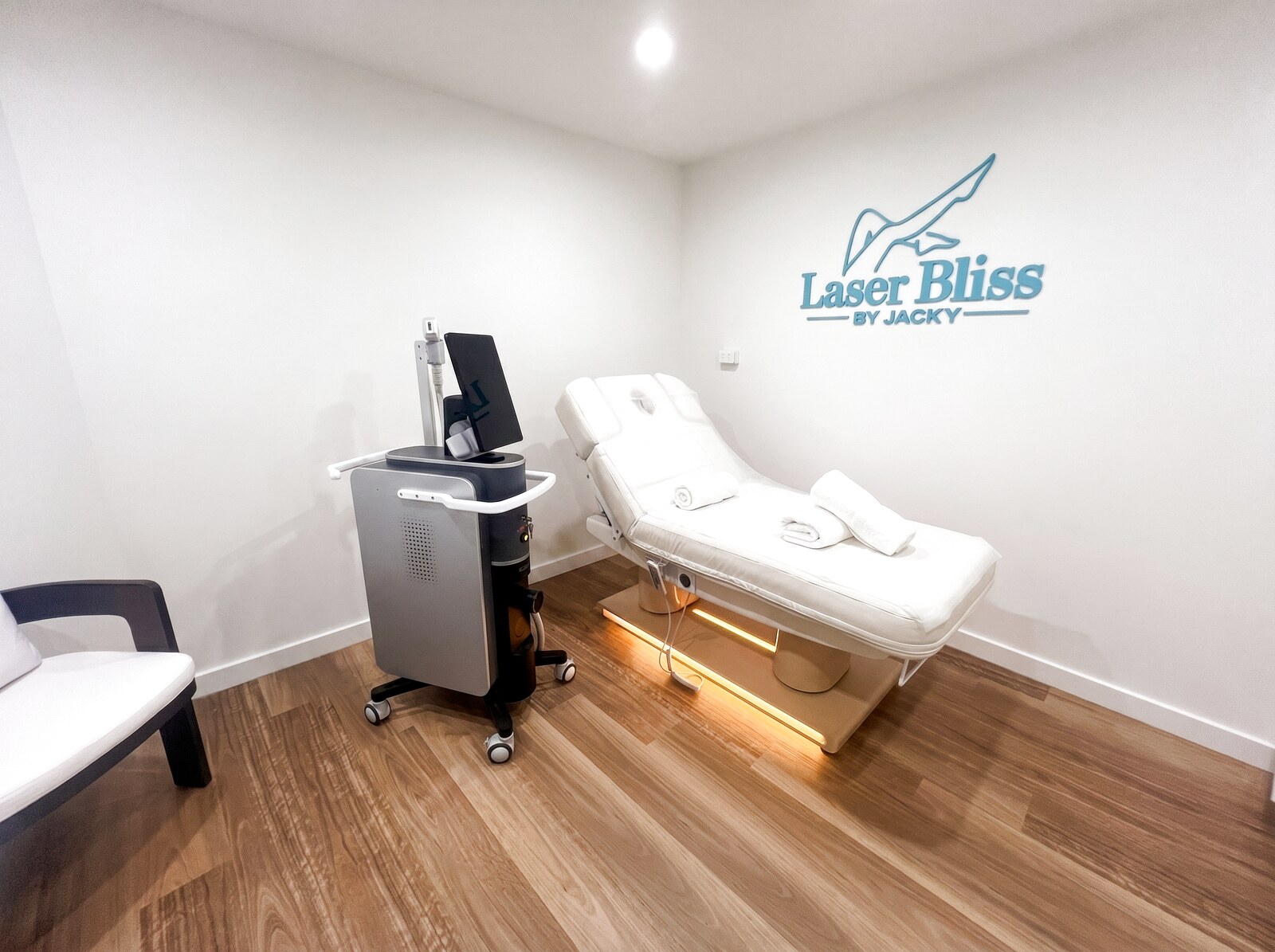 The calm treatment room at Laser Bliss in Taylors Lakes